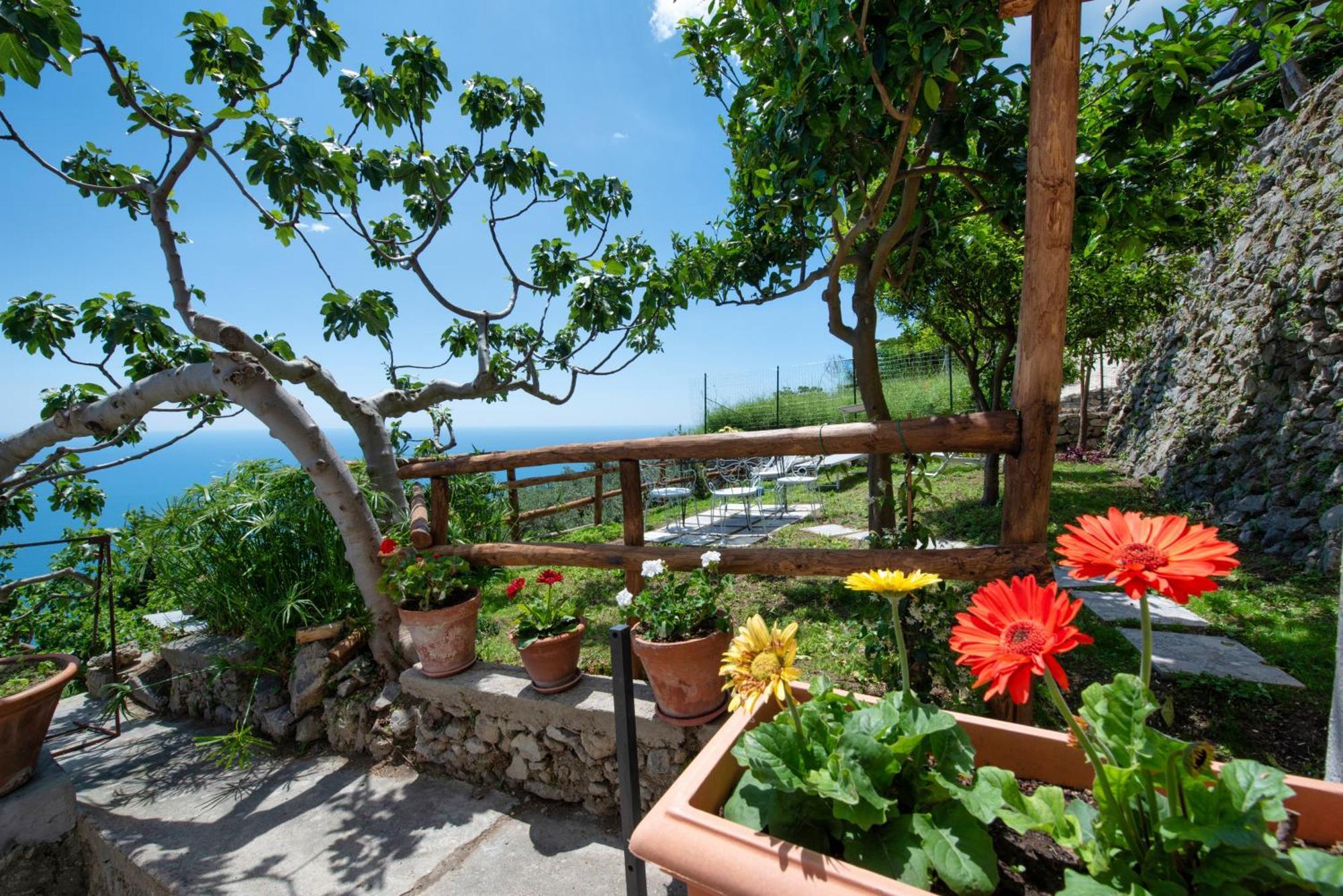 Casa Deva Amalfi Coast, With Private Garden Overlooking The Sea ภายนอก รูปภาพ